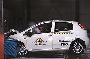Official Fiat Punto Safety Rating