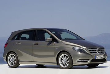 Official Mercedes Benz B Class 2011 safety rating results